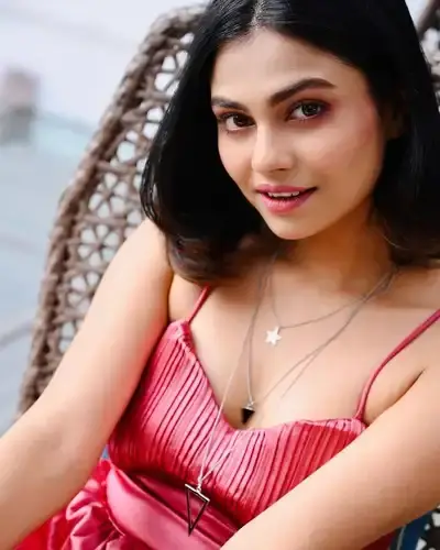 Escort Service Sewri